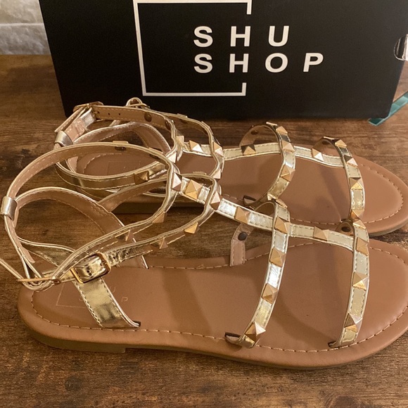 Gold Sandals - Picture 2 of 3